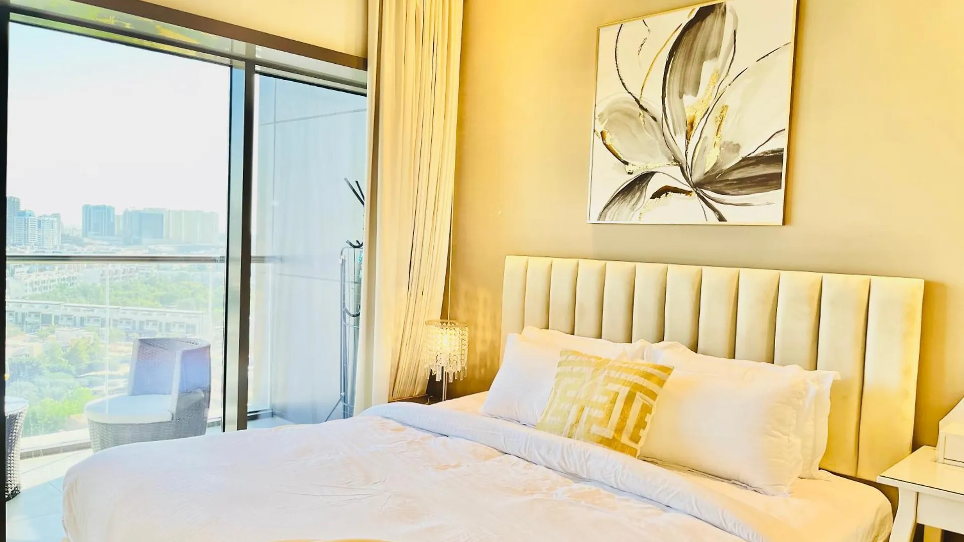 Spacious Spectacular Skyline View In Heart Of Dubai